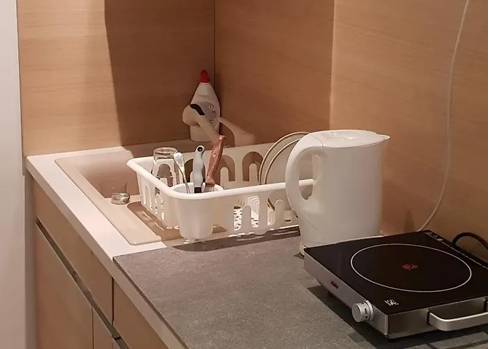 Romantic Flat